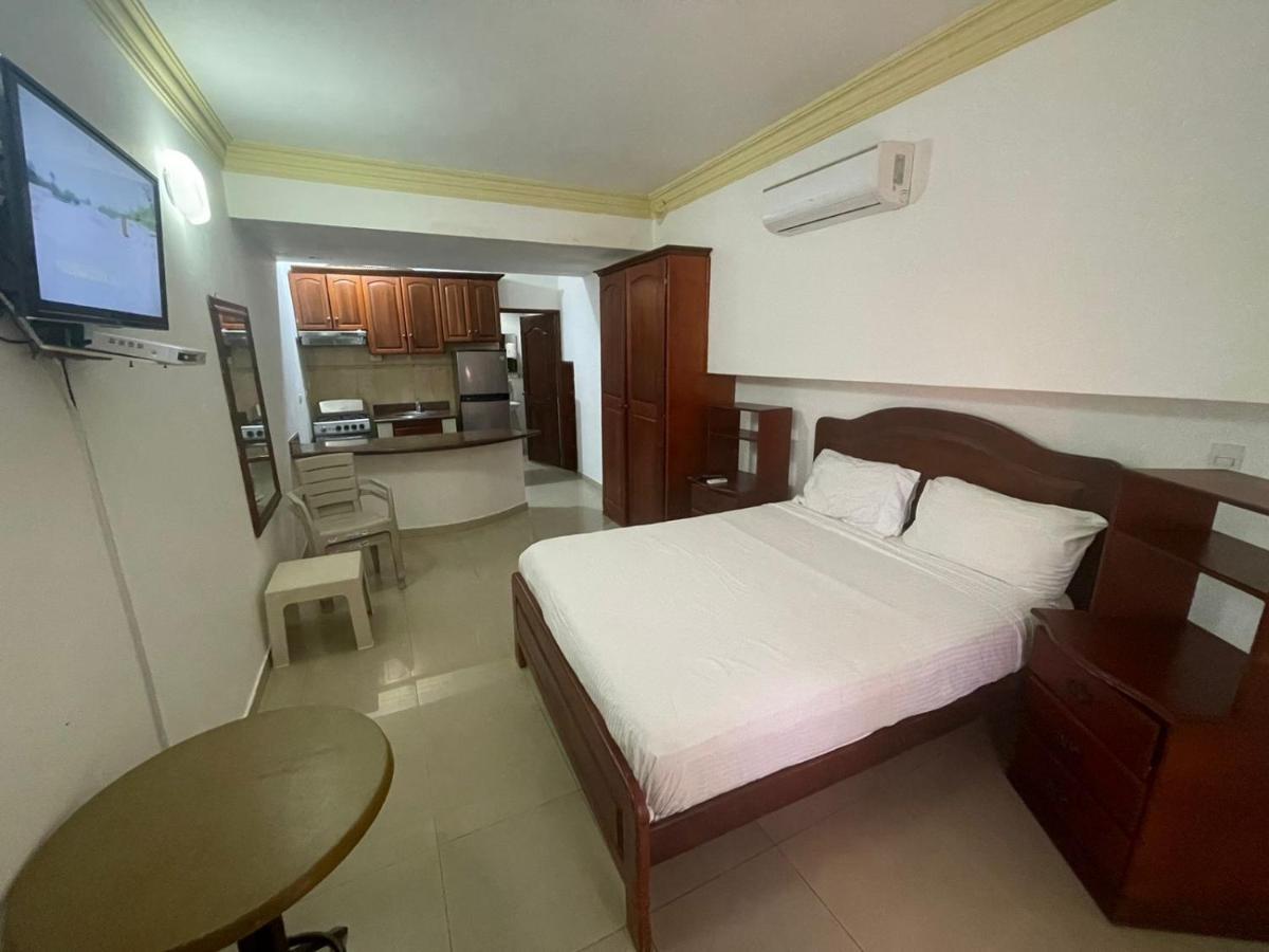 Aparta Hotel Caribe Paraiso Juan Dolio Exteriör bild